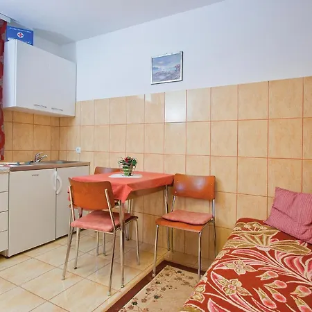 Apartment Awesome In Valtursko Polje With Kitchen *
